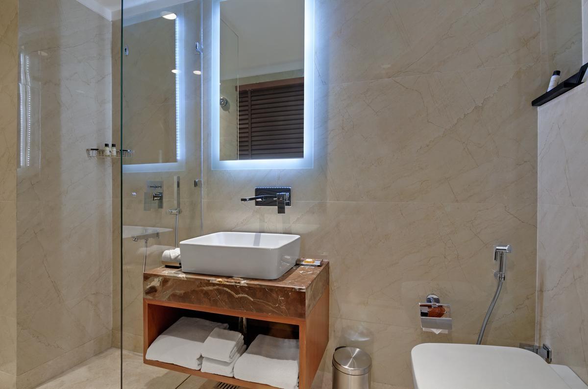 Beacon Hotel Nirman Vihar New Delhi Extérieur photo